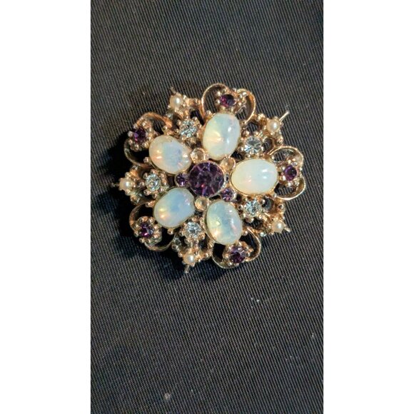 Vintage Faux Opal & Amethyst Rhinestone Floral Brooch Pin Gold-Tone Elegant Jewe - Picture 3 of 5